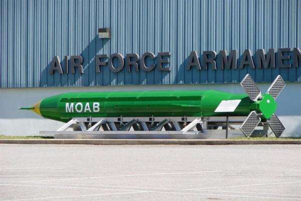 Apa Itu MOAB? 'Ibu Segala Bom' Berbobot 9.800 Kg yang Akan Dijatuhkan AS di Iran Apa Itu MOAB? 'Ibu Segala Bom' Berbobot 9.800 Kg yang Akan Dijatuhkan AS di Iran