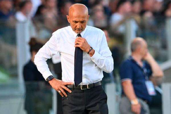 Fans Juventus Mulai Murka, Spalletti Didesak Pergi usai Start Buruk Bianconeri Musim Ini Fans Juventus Mulai Murka, Spalletti Didesak Pergi usai Start Buruk Bianconeri Musim Ini