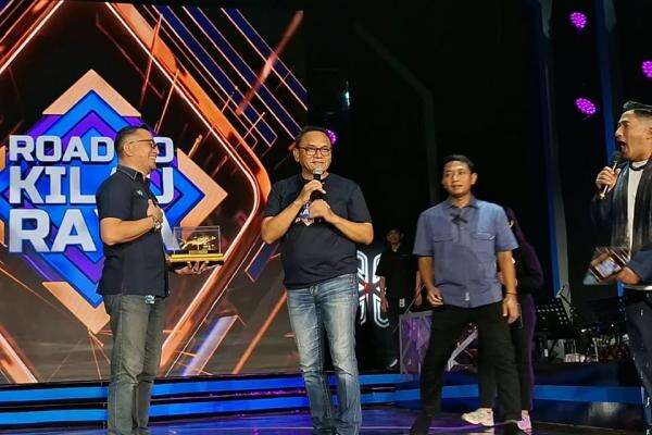 Kilau Raya MNCTV Warnai Nuansa HUT Kabupaten Pati, Plt Bupati Risma Ardhi Ucapkan Terima Kasih Kilau Raya MNCTV Warnai Nuansa HUT Kabupaten Pati, Plt Bupati Risma Ardhi Ucapkan Terima Kasih