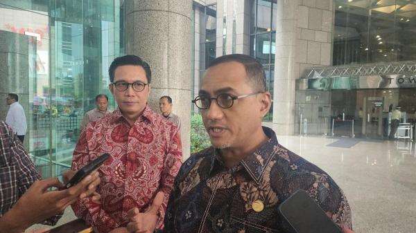 OJK Ungkap Dampak Outflow dari Evaluasi S&P Relatif Lebih Kecil, Investor Tak Perlu Khawatir OJK Ungkap Dampak Outflow dari Evaluasi S&P Relatif Lebih Kecil, Investor Tak Perlu Khawatir
