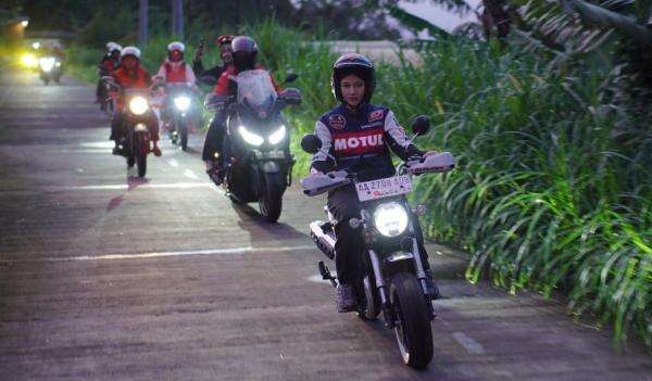 Unik, Mekanik dan Bengkel Gelar Riding Taklukkan Gunung Merbabu Unik, Mekanik dan Bengkel Gelar Riding Taklukkan Gunung Merbabu