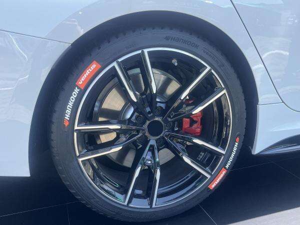 Pasar Ban Mobil Premium Menjanjikan, Hankook Luncurkan Ventus Evo Pasar Ban Mobil Premium Menjanjikan, Hankook Luncurkan Ventus Evo