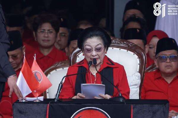 Upacara HUT ke-81 RI, Megawati Ungkit Bung Karno Pernah Ditahan Tanpa Proses Pengadilan Upacara HUT ke-81 RI, Megawati Ungkit Bung Karno Pernah Ditahan Tanpa Proses Pengadilan