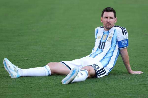 Tangis Lionel Messi Pecah usai Argentina Gagal Juara, Masih Main di Piala Dunia 2030? Tangis Lionel Messi Pecah usai Argentina Gagal Juara, Masih Main di Piala Dunia 2030?