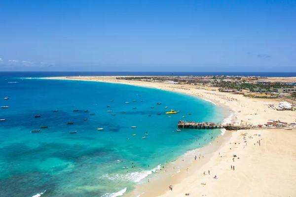 Intip Deretan Wisata Ikonik di Cape Verde, Negara yang Ramai Disorot Usai Menggila Imbangi Spanyol di Piala Dunia 2026 Intip Deretan Wisata Ikonik di Cape Verde, Negara yang Ramai Disorot Usai Menggila Imbangi Spanyol di Piala Dunia 2026
