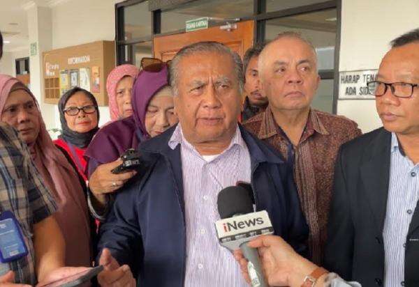 Sidang Gugatan Keberatan UGM terkait Ijazah Jokowi, Bonjowi Hadirkan Maruarar Siahaan Jadi Ahli Sidang Gugatan Keberatan UGM terkait Ijazah Jokowi, Bonjowi Hadirkan Maruarar Siahaan Jadi Ahli
