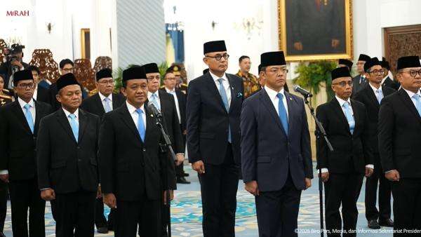 Daftar Menteri dan Wamen Ekonomi yang Dilantik Prabowo, Ganti Menperin hingga Bahlil Rangkap Jabatan Daftar Menteri dan Wamen Ekonomi yang Dilantik Prabowo, Ganti Menperin hingga Bahlil Rangkap Jabatan