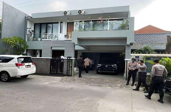 KPK Telusuri Asal-usul Belasan Rumah Mewah Milik Ipda Yayat Sudrajat KPK Telusuri Asal-usul Belasan Rumah Mewah Milik Ipda Yayat Sudrajat