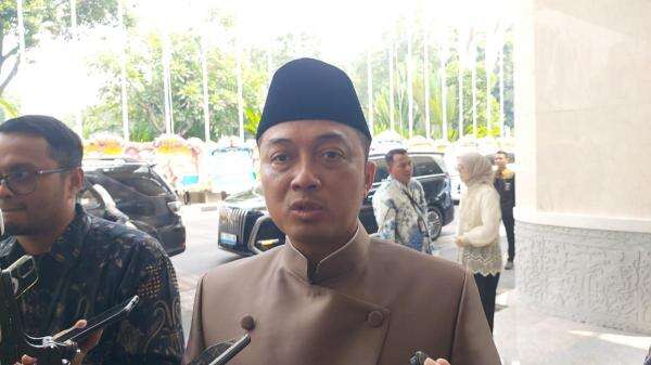 Istana Sebut Belum Perlu Bentuk Satgas Khusus Penanganan Karhutla Istana Sebut Belum Perlu Bentuk Satgas Khusus Penanganan Karhutla