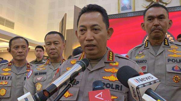 Kapolri Kembali Lakukan Mutasi Jabatan Strategis, Ini Daftar Lengkapnya! Kapolri Kembali Lakukan Mutasi Jabatan Strategis, Ini Daftar Lengkapnya!