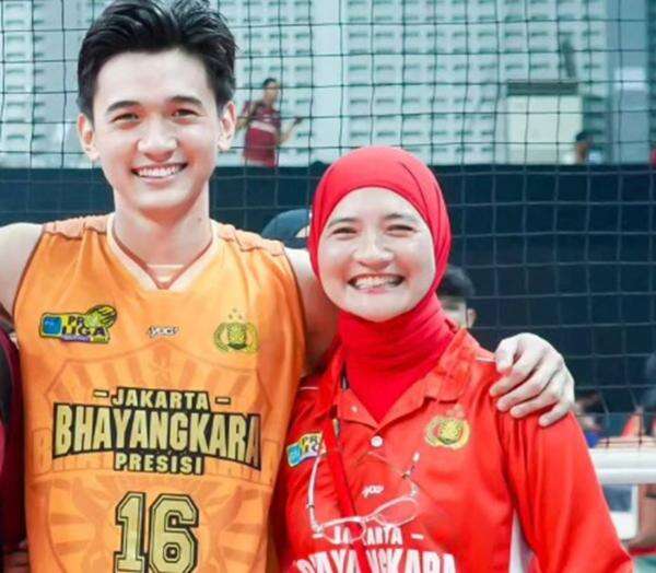 Profil dan Riwayat Pendidikan Pevoli Alfin Daniel, yang Ikuti Jejak sang Mama hingga Pernah Main Bareng di Proliga Profil dan Riwayat Pendidikan Pevoli Alfin Daniel, yang Ikuti Jejak sang Mama hingga Pernah Main Bareng di Proliga