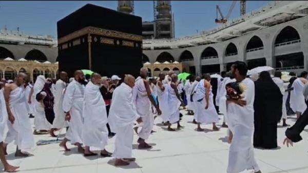 Langka! Matahari Tepat di Atas Ka'bah Hari Ini Langka! Matahari Tepat di Atas Ka'bah Hari Ini