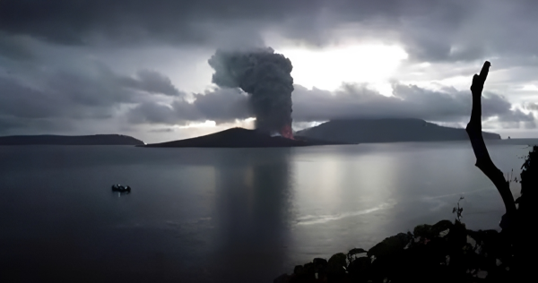 Kronologi 5 Jurnalis Hilang Kontak saat Liputan Gunung Anak Krakatau Kronologi 5 Jurnalis Hilang Kontak saat Liputan Gunung Anak Krakatau