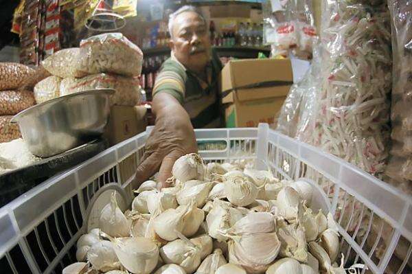 Harga Beras dan Minyak Goreng Naik, Bawang Putih Dibanderol Rp43.100 per Kg Harga Beras dan Minyak Goreng Naik, Bawang Putih Dibanderol Rp43.100 per Kg
