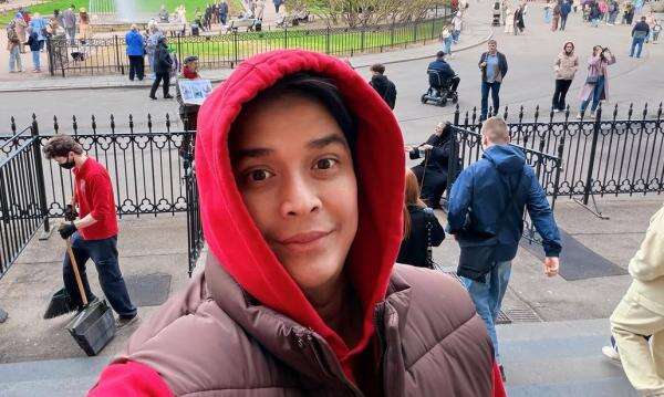 Billy Syahputra Bongkar Sifat Asli Pria: Ngasih Bunga Bukan Berarti Romantis Billy Syahputra Bongkar Sifat Asli Pria: Ngasih Bunga Bukan Berarti Romantis