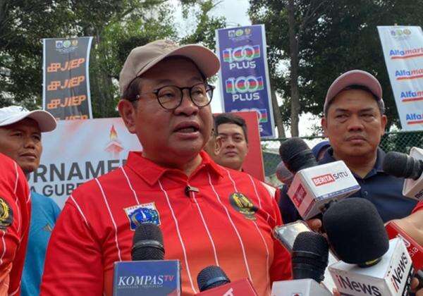 Pramono Segera Koordinasi Pembongkaran Pagar Tinggi di Mal-Mal Jakarta dengan Operator Pramono Segera Koordinasi Pembongkaran Pagar Tinggi di Mal-Mal Jakarta dengan Operator