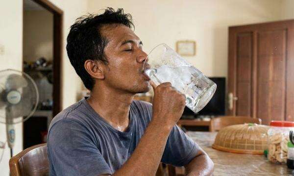 Banyak yang Percaya Minum Air Es Bikin Gemuk, Ini Faktanya Banyak yang Percaya Minum Air Es Bikin Gemuk, Ini Faktanya