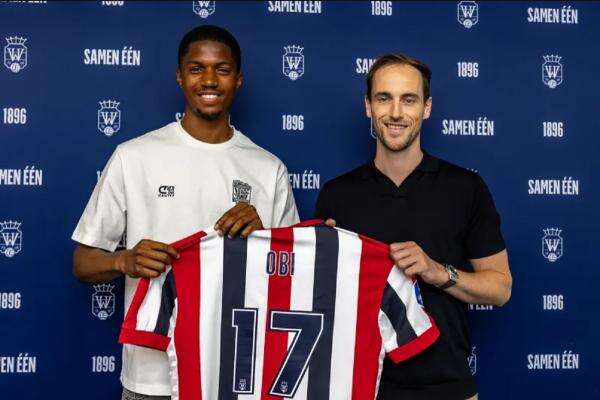 Klubnya Nathan Tjoe-A-On Pinjam Striker Muda Manchester United Chido Obi Klubnya Nathan Tjoe-A-On Pinjam Striker Muda Manchester United Chido Obi