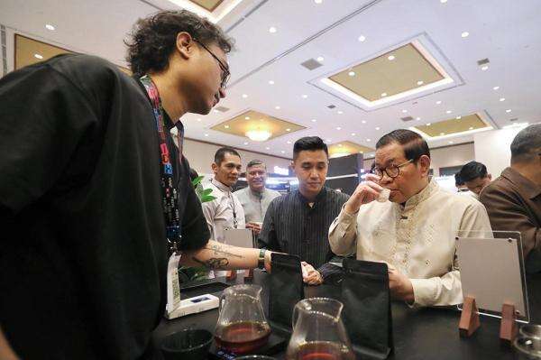Pramono Ingin Jakarta Jadi Pusat Industri Kopi Nasional, Sebut Budaya Ngopi Makin Masif Pramono Ingin Jakarta Jadi Pusat Industri Kopi Nasional, Sebut Budaya Ngopi Makin Masif