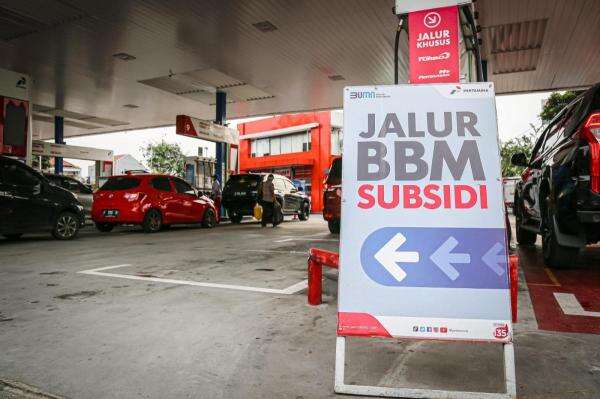 4 Harga BBM Naik 5 September 2026, Pertamax Turbo Rp19.600 hingga Pertamina Dex Rp25.200 4 Harga BBM Naik 5 September 2026, Pertamax Turbo Rp19.600 hingga Pertamina Dex Rp25.200