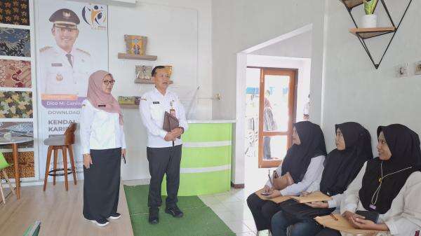 Ratusan Bekas Buruh PT Master Kidz Indonesia ikut Rekrutmen dan Disalurkan di KIK Ratusan Bekas Buruh PT Master Kidz Indonesia ikut Rekrutmen dan Disalurkan di KIK