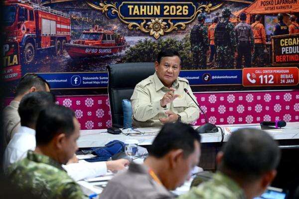 Prabowo Siap Terjunkan 1.000 Perwira TNI-Polri untuk Cegah Karhutla Meluas Prabowo Siap Terjunkan 1.000 Perwira TNI-Polri untuk Cegah Karhutla Meluas