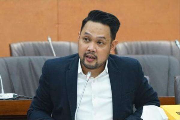 Anggota Komisi VI DPR Gus Rivqy Soroti Aturan Baru Bagasi Garuda, Minta Segera Ditinjau Ulang Anggota Komisi VI DPR Gus Rivqy Soroti Aturan Baru Bagasi Garuda, Minta Segera Ditinjau Ulang