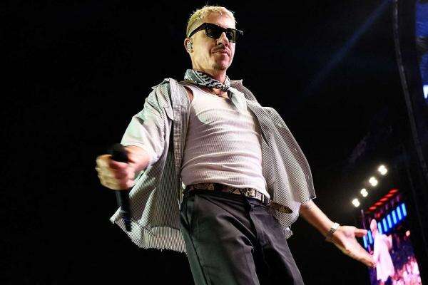 Macklemore Dicoret dari Tur Ed Sheeran usai Serukan Bebaskan Palestina Macklemore Dicoret dari Tur Ed Sheeran usai Serukan Bebaskan Palestina