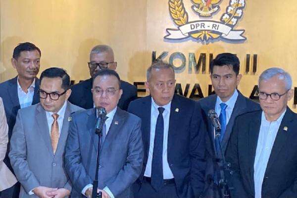 Pimpinan DPR Tetapkan Bahtra Banong Jadi Ketua Panja RUU Pemilu Pimpinan DPR Tetapkan Bahtra Banong Jadi Ketua Panja RUU Pemilu