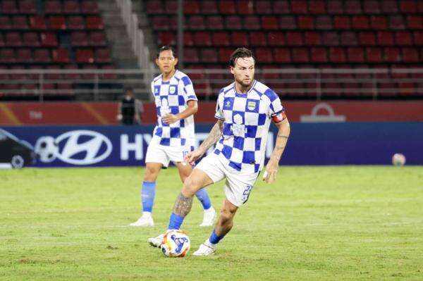 Marc Klok Sebut Remontada di Asia Jadi Kebiasaan Persib Bandung Marc Klok Sebut Remontada di Asia Jadi Kebiasaan Persib Bandung