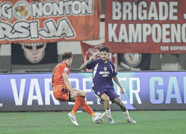 Hasil Babak Pertama Persita vs Persija : Kedua Tim Sama Kuat Hasil Babak Pertama Persita vs Persija : Kedua Tim Sama Kuat