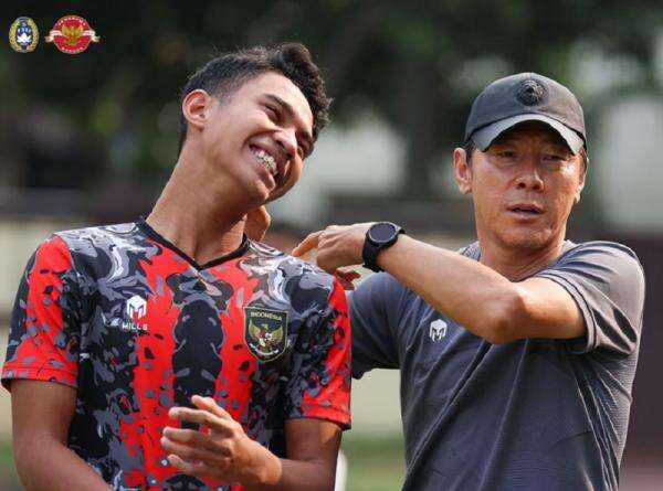 Jawab Rumor Marselino Ferdinan ke Persija Jakarta, Shin Tae-yong Beri Respons Mengejutkan Jawab Rumor Marselino Ferdinan ke Persija Jakarta, Shin Tae-yong Beri Respons Mengejutkan