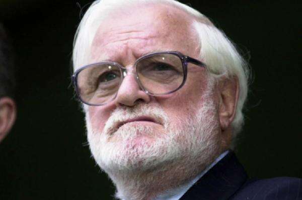Ken Bates Mantan Bos Chelsea Meninggal di Usia 94 Tahun, Pernah Beli The Blues Seharga 1 Pound Sterling Ken Bates Mantan Bos Chelsea Meninggal di Usia 94 Tahun, Pernah Beli The Blues Seharga 1 Pound Sterling
