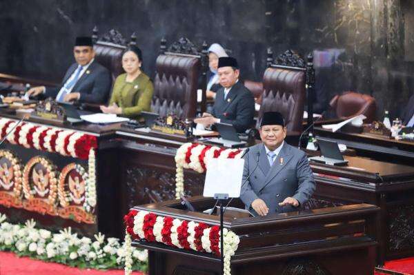 Momen Prabowo Sapa 8 Tamu Istimewa di Sidang Tahunan MPR, Siapa Saja? Momen Prabowo Sapa 8 Tamu Istimewa di Sidang Tahunan MPR, Siapa Saja?