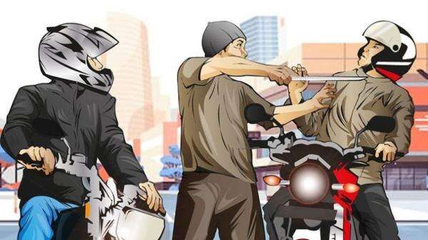 Aksinya Viral usai Todong Pengendara, 2 Remaja di Lampung Timur Serahkan Diri ke Polisi Aksinya Viral usai Todong Pengendara, 2 Remaja di Lampung Timur Serahkan Diri ke Polisi