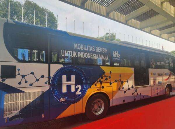 93 Proyek Hidrogen Siap Dikembangkan di Indonesia, Nilainya Tembus Rp32 Triliun 93 Proyek Hidrogen Siap Dikembangkan di Indonesia, Nilainya Tembus Rp32 Triliun