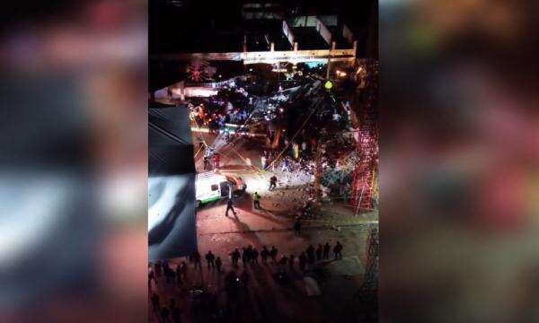 Tragedi Festival di Meksiko, Ledakan Kembang Api Runtuhkan Gereja dan Tewaskan 10 Orang Tragedi Festival di Meksiko, Ledakan Kembang Api Runtuhkan Gereja dan Tewaskan 10 Orang