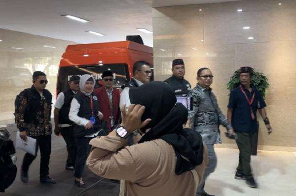 KPI Laporkan Kematian Sutrimo Orang Dekat Eks Jampidsus Febrie ke Bareskrim KPI Laporkan Kematian Sutrimo Orang Dekat Eks Jampidsus Febrie ke Bareskrim