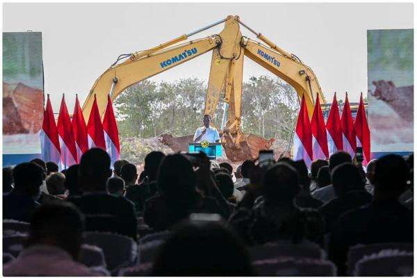 Bahlil Sebut Kehadiran Blok Masela Mampu Dongkrak PDB Nasional hingga Rp2.477 Triliun Bahlil Sebut Kehadiran Blok Masela Mampu Dongkrak PDB Nasional hingga Rp2.477 Triliun