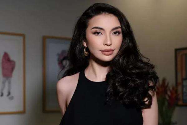 Manohara Tolak Flexing, Pilih Habiskan Uang untuk Merawat 8 Anjing dan 4 Kucing Manohara Tolak Flexing, Pilih Habiskan Uang untuk Merawat 8 Anjing dan 4 Kucing