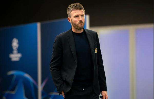 8 Laga Tanpa Kemenangan, Legenda Manchester United Nilai Michael Carrick Bakal Segera Dipecat 8 Laga Tanpa Kemenangan, Legenda Manchester United Nilai Michael Carrick Bakal Segera Dipecat
