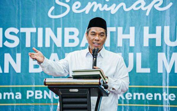 Jelang Muktamar ke-35 NU, KH Zulfa Mustofa Dorong Kiai Bangkitkan Tradisi Menulis Kitab Jelang Muktamar ke-35 NU, KH Zulfa Mustofa Dorong Kiai Bangkitkan Tradisi Menulis Kitab