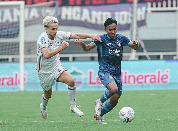 Siap Bangkit, Arema FC Fokus Benahi Komunikasi Jelang Hadapi Persija Siap Bangkit, Arema FC Fokus Benahi Komunikasi Jelang Hadapi Persija