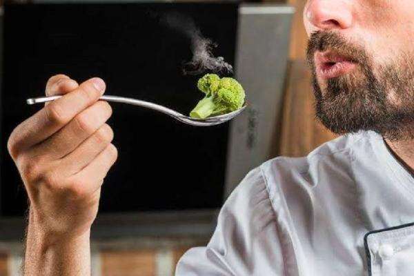 Terungkap, Ini Alasan Meniup Makanan dan Minuman Sebaiknya Dihindari dalam Islam Terungkap, Ini Alasan Meniup Makanan dan Minuman Sebaiknya Dihindari dalam Islam