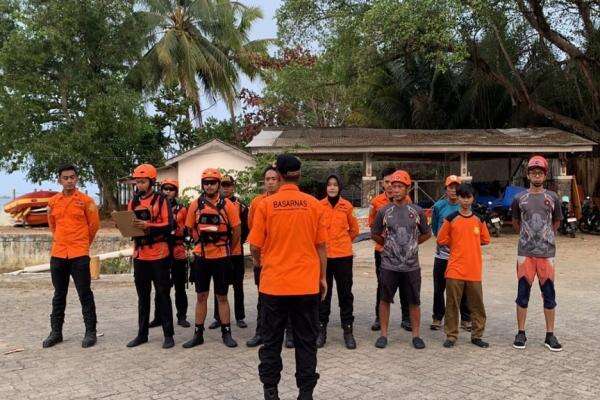 Pencarian 5 Jurnalis Hilang di Perairan Gunung Anak Krakatau, Tim SAR Bagi Empat Operasi SRU Pencarian 5 Jurnalis Hilang di Perairan Gunung Anak Krakatau, Tim SAR Bagi Empat Operasi SRU