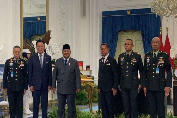 Terima Tanda Kehormatan dari Militer Thailand, Prabowo Sosok Dikagumi para Jenderal Muda Terima Tanda Kehormatan dari Militer Thailand, Prabowo Sosok Dikagumi para Jenderal Muda