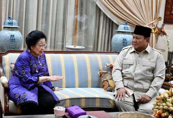 Sambangi Rumah Megawati, Prabowo Sampaikan Duka atas Wafatnya Guruh Soekarnoputra Sambangi Rumah Megawati, Prabowo Sampaikan Duka atas Wafatnya Guruh Soekarnoputra