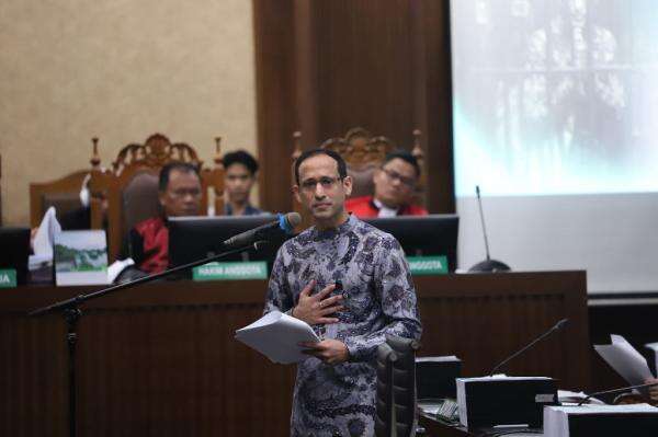 Nadiem Makarim Sedih Jaksa Tolak Pleidoinya: Fakta-Fakta Persidangan Diabaikan Nadiem Makarim Sedih Jaksa Tolak Pleidoinya: Fakta-Fakta Persidangan Diabaikan