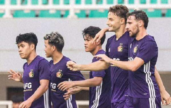 Persik Kediri Hajar Garudayaksa, Jose Enrique Jadi Mimpi Buruk Tuan Rumah Persik Kediri Hajar Garudayaksa, Jose Enrique Jadi Mimpi Buruk Tuan Rumah