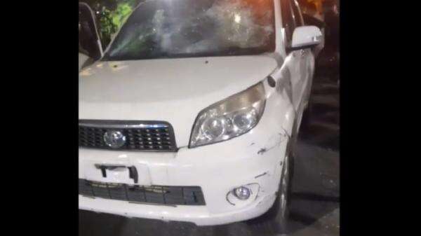 Mobil Perwira TNI Dirusak Massa Usai Diduga Tabrak Lari, Ini Penjelasan Dandim Lamongan Mobil Perwira TNI Dirusak Massa Usai Diduga Tabrak Lari, Ini Penjelasan Dandim Lamongan